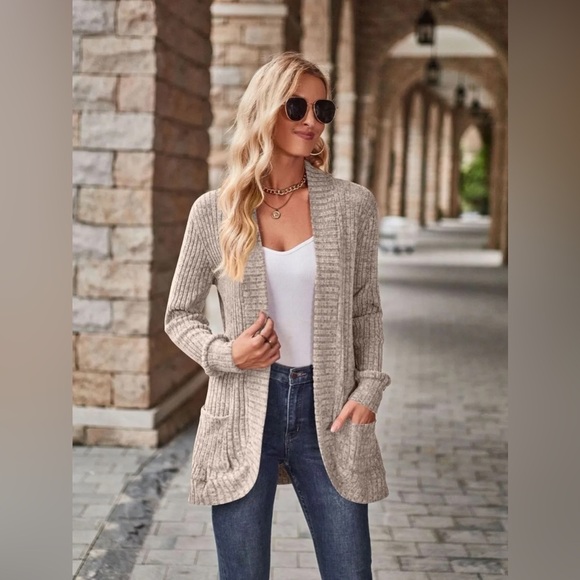 Cozy Elegance Open Front Cardigan with Pockets - Picture 2 of 4
